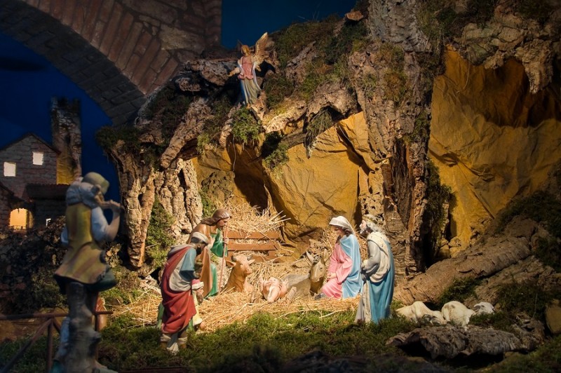 Hai ngàn năm sau, câu chuyện Chúa Giáng sinh của một gia đình dễ bị tổn thương vẫn luôn vang vọng 