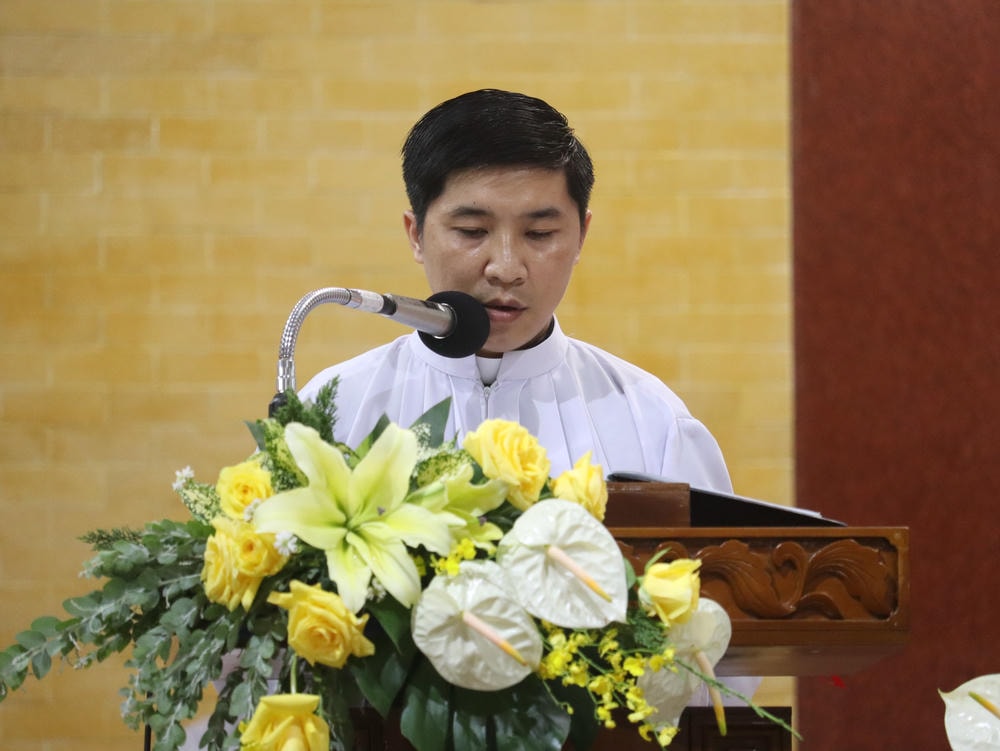 Album Thứ Bảy Tuần Thánh 2025