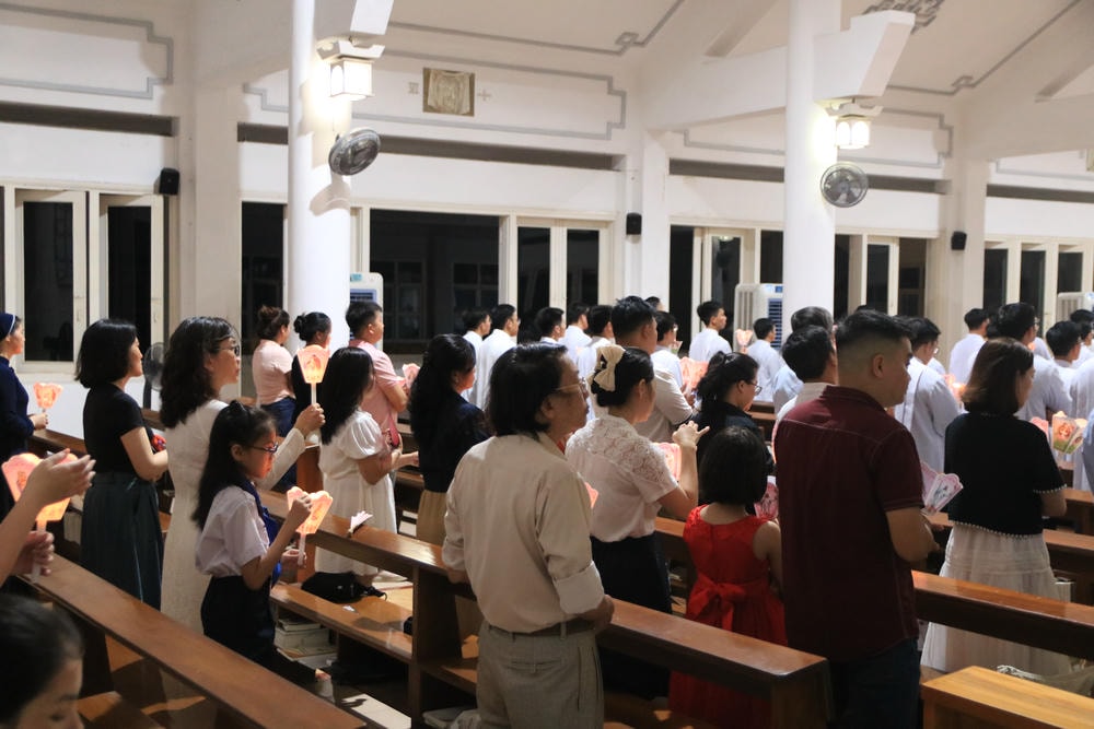 Album Thứ Bảy Tuần Thánh 2025