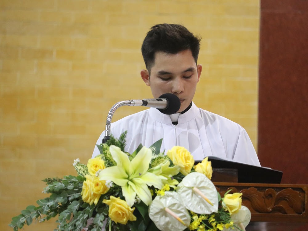 Album Thứ Bảy Tuần Thánh 2025