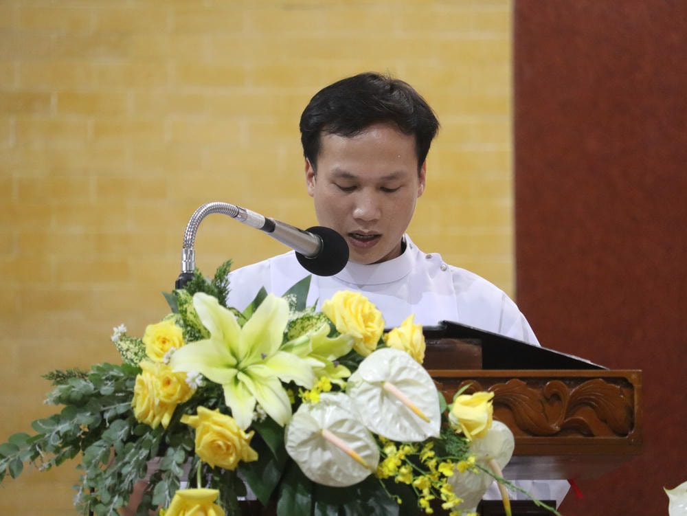 Album Thứ Bảy Tuần Thánh 2025