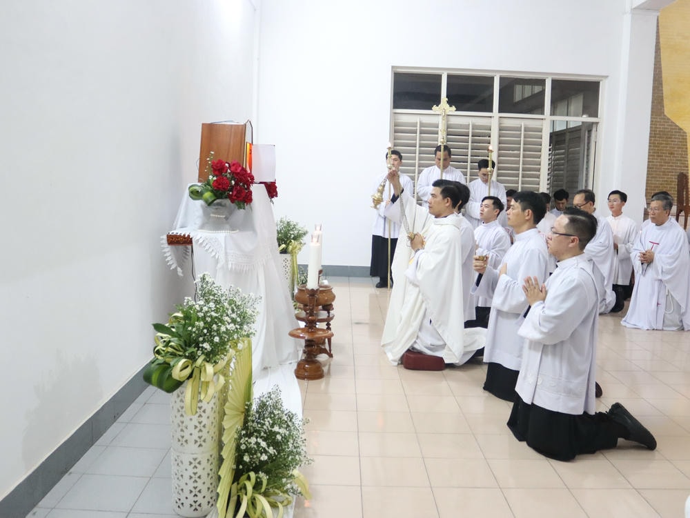 Album Thứ Năm Tuần Thánh