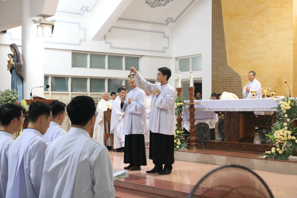 Album Thứ Năm Tuần Thánh