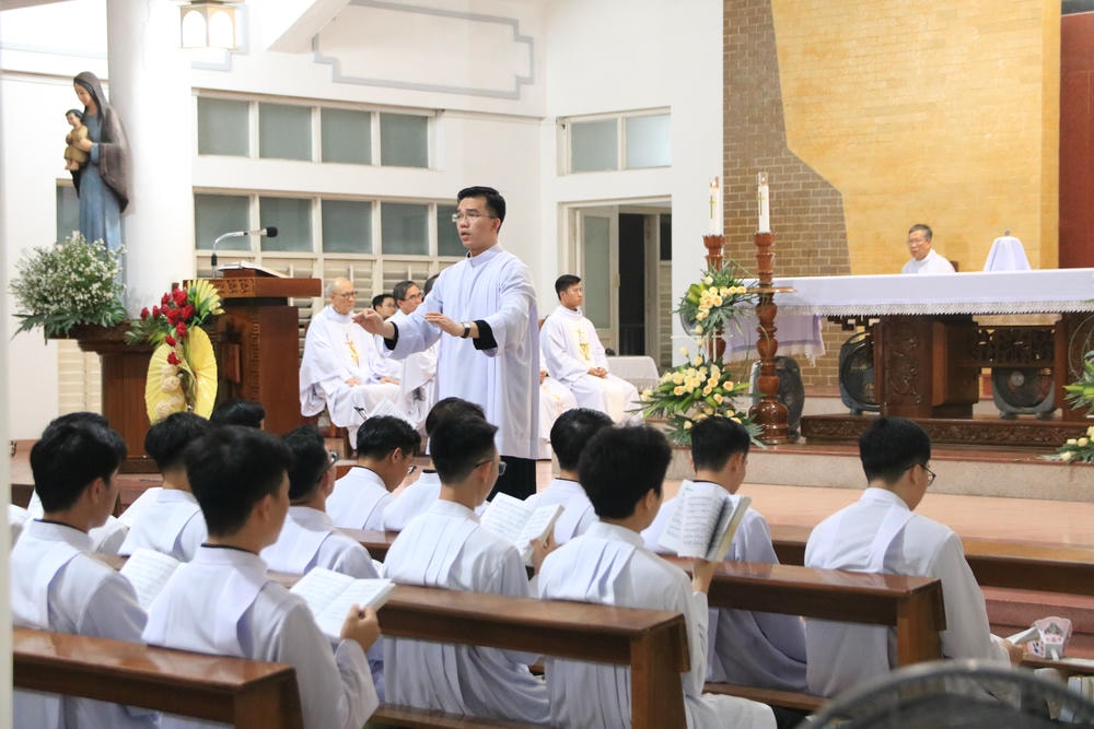 Album Thứ Năm Tuần Thánh
