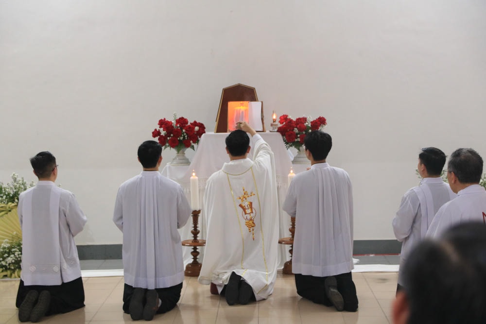 Album Thứ Năm Tuần Thánh