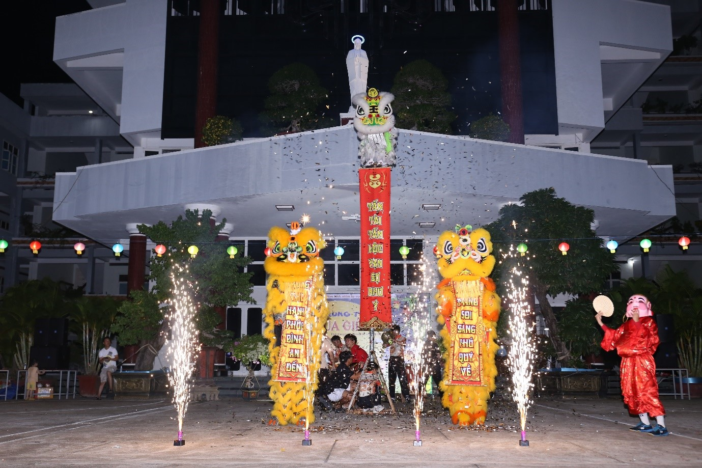Đại Chủng viện Sao Biển Nha Trang tổ chức đêm văn nghệ với chủ đề “Vui Trung Thu Cùng Chúa Giêsu”