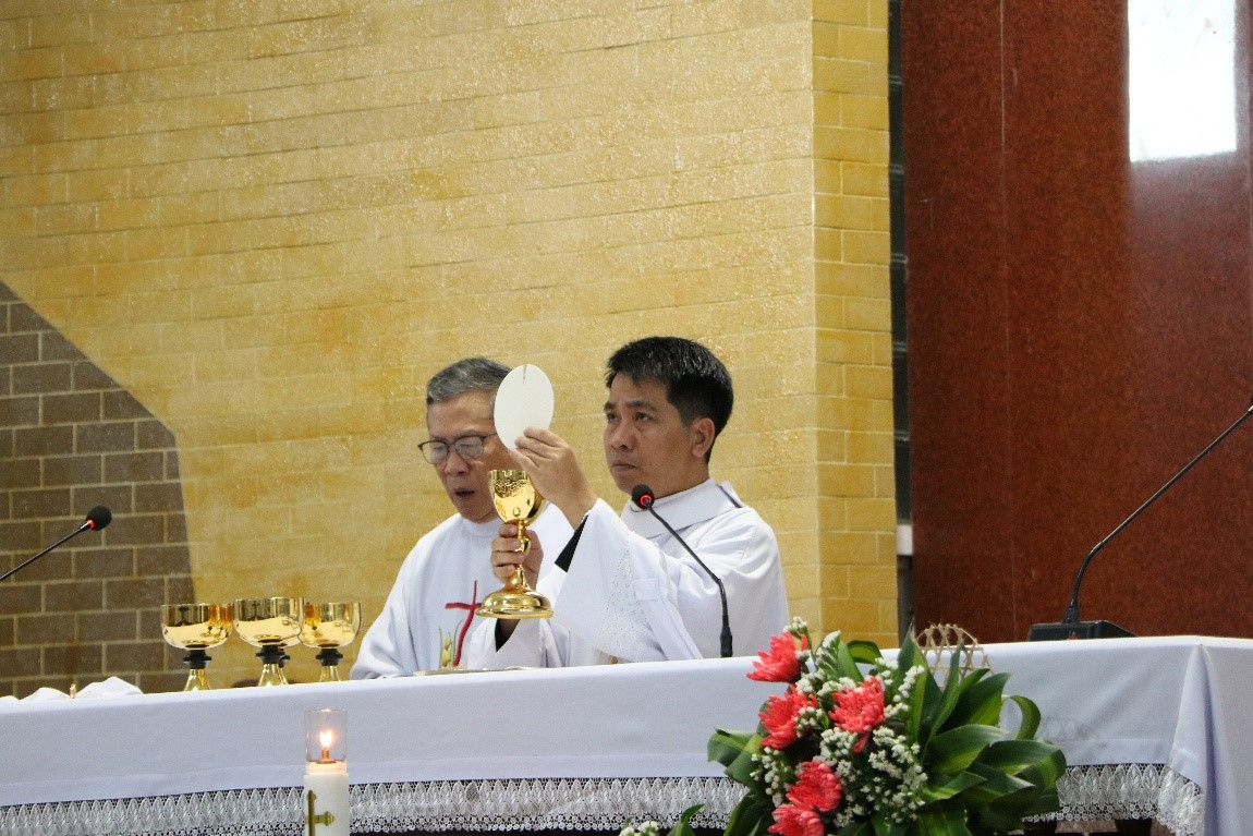 Lễ các Tổng lãnh Thiên thần Michael, Gabriel và Raphael - Bổn mạng cha Michael Lê Nguyễn Hoài Vũ